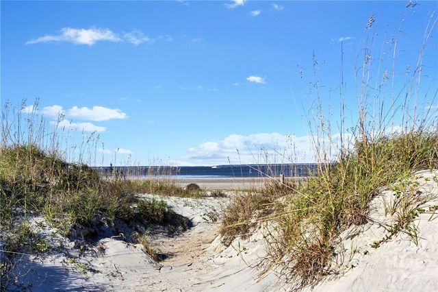 9 17th Place 3A, Tybee Island, GA 31328