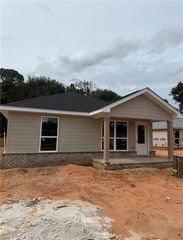 1832 Woodcock Place, Mobile, AL 36606