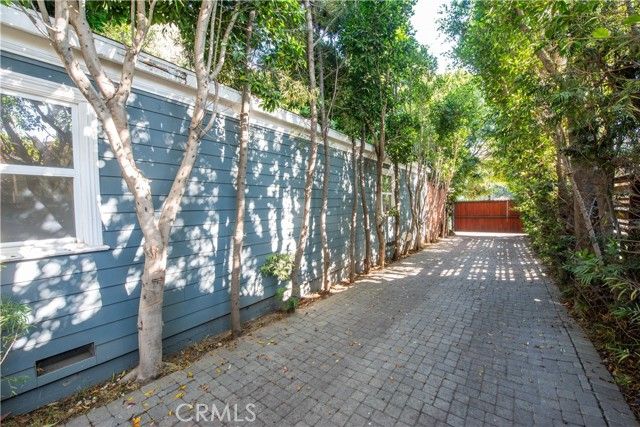 12413 Westminster Avenue, Los Angeles, CA 90066
