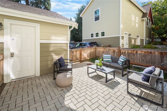 3133 SW Raymond Street, Seattle, WA 98126