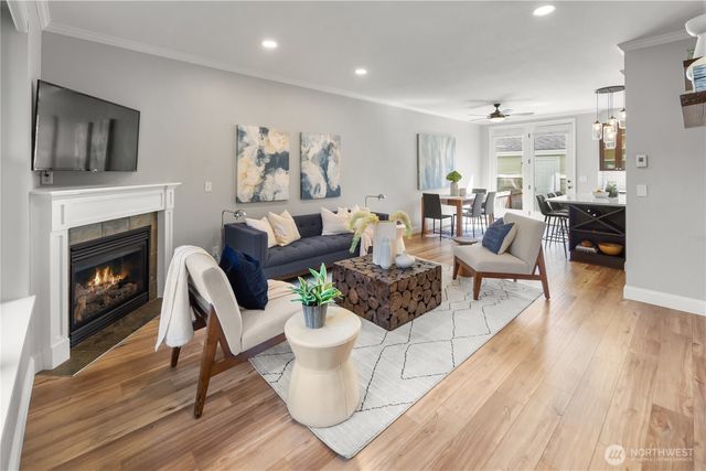 3133 SW Raymond Street, Seattle, WA 98126