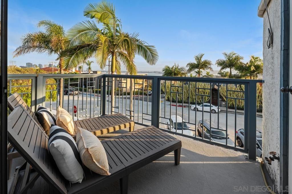 Image 25 of property listing at 3009 Union St 7, San Diego, CA 92103