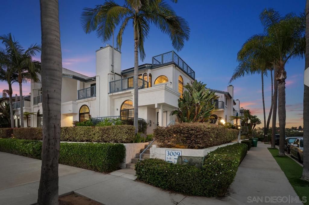 Image 42 of property listing at 3009 Union St 7, San Diego, CA 92103
