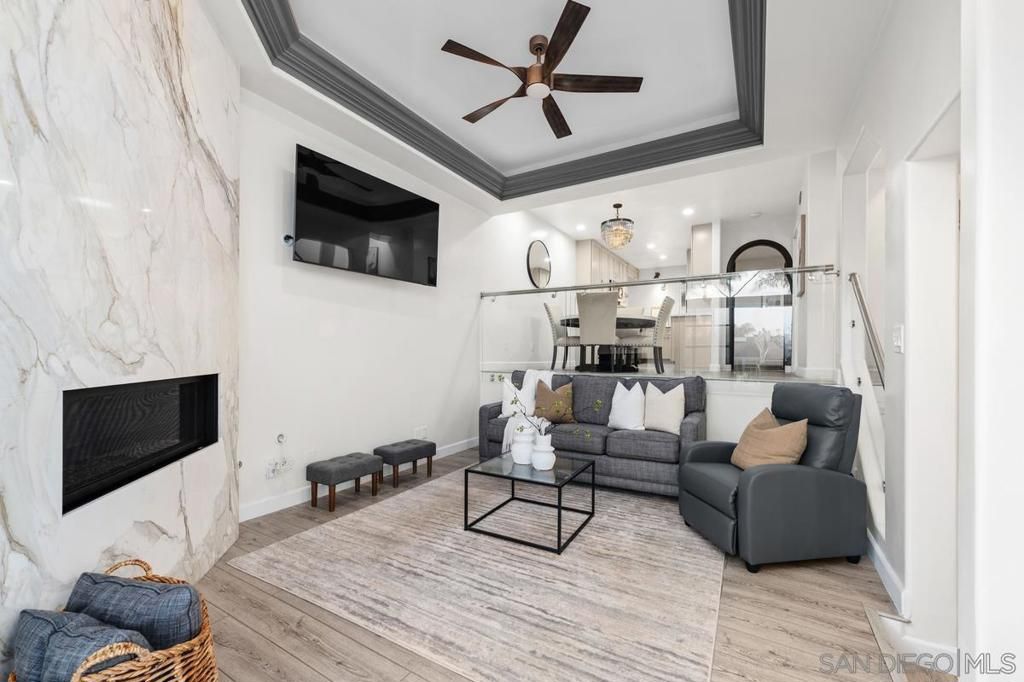 Image 5 of property listing at 3009 Union St 7, San Diego, CA 92103