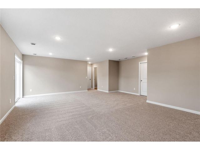 908 Pine Vale Avenue, Somerset, WI 54025