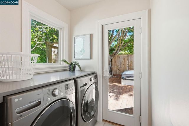 899 Arlington Ave., Berkeley, CA 94707