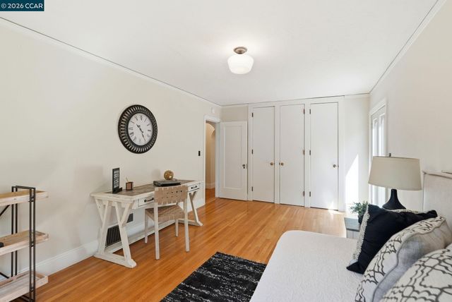 899 Arlington Ave., Berkeley, CA 94707