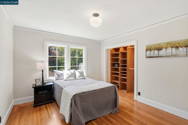 899 Arlington Ave., Berkeley, CA 94707