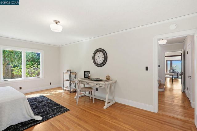 899 Arlington Ave., Berkeley, CA 94707