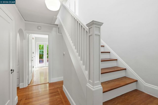 899 Arlington Ave., Berkeley, CA 94707