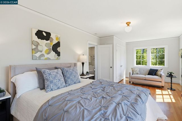 899 Arlington Ave., Berkeley, CA 94707