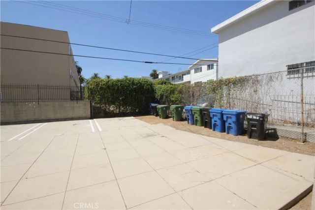 2681 Orchard, Los Angeles, CA 90007