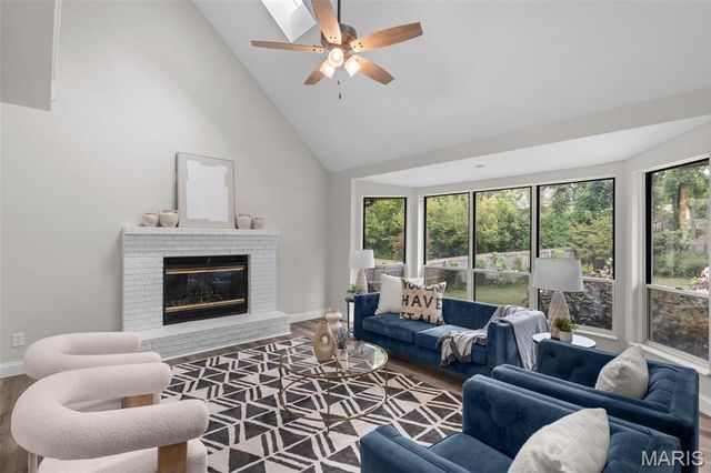 3003 Moon Flower Court, Florissant, MO 63031