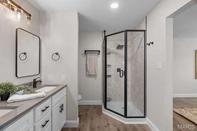 3003 Moon Flower Court, Florissant, MO 63031