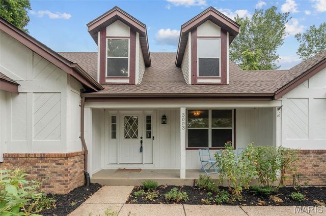 3003 Moon Flower Court, Florissant, MO 63031