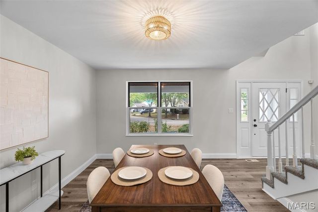 3003 Moon Flower Court, Florissant, MO 63031