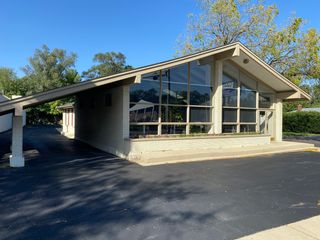 1700 Ogden Avenue, Lisle, IL 60532