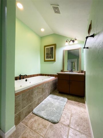 2022 DIANA DRIVE, Palatka, FL 32177