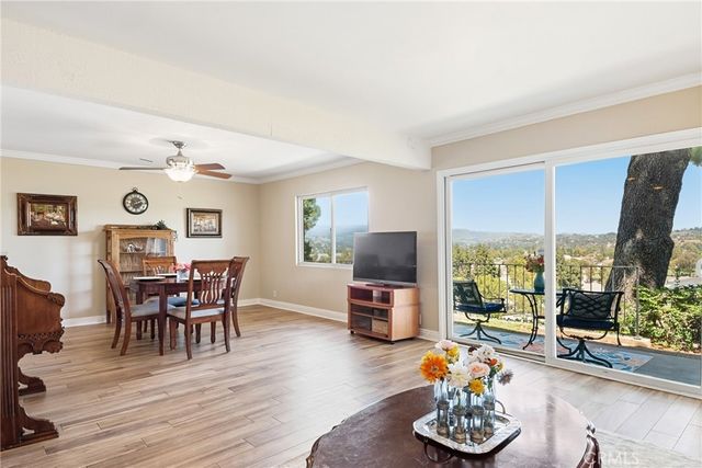 5536 E Vista Del Este, Anaheim, CA 92807