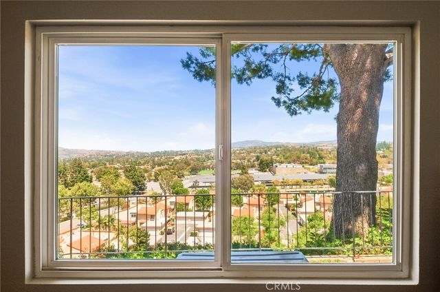 5536 E Vista Del Este, Anaheim, CA 92807