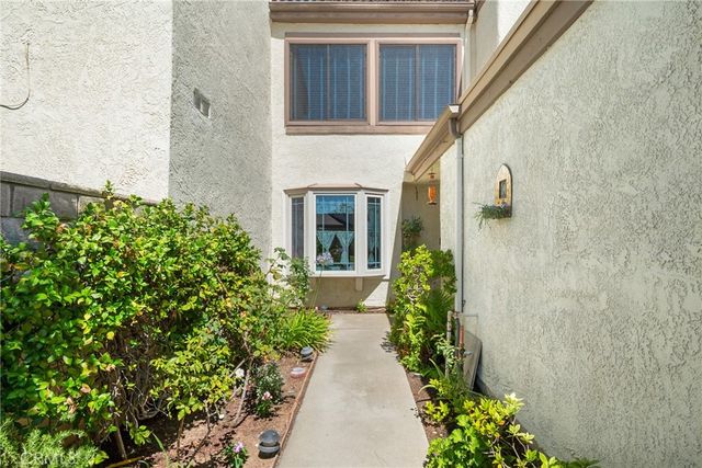 5536 E Vista Del Este, Anaheim, CA 92807