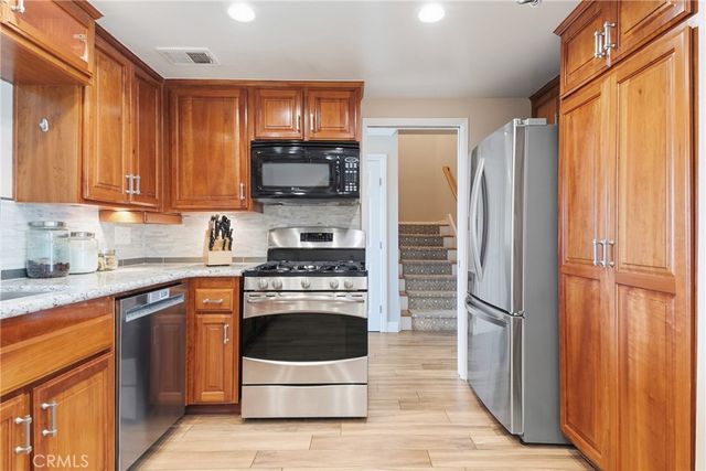 5536 E Vista Del Este, Anaheim, CA 92807