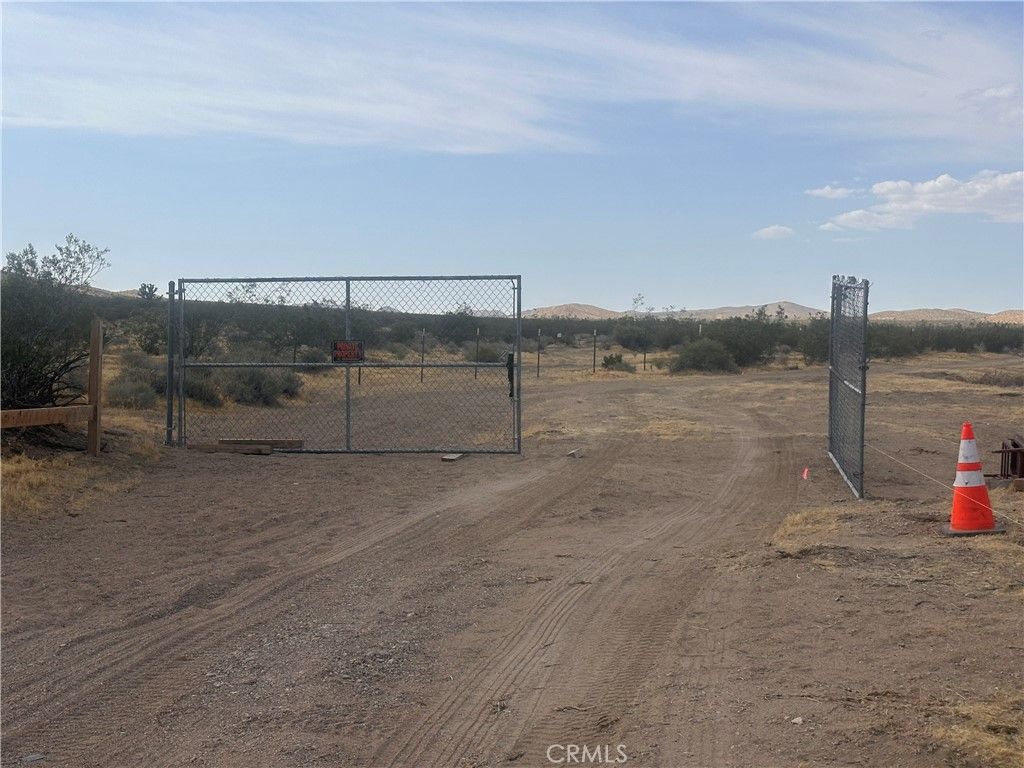 Image 3 of property listing at 0 Lessing & Colusa, El Mirage, CA 92301