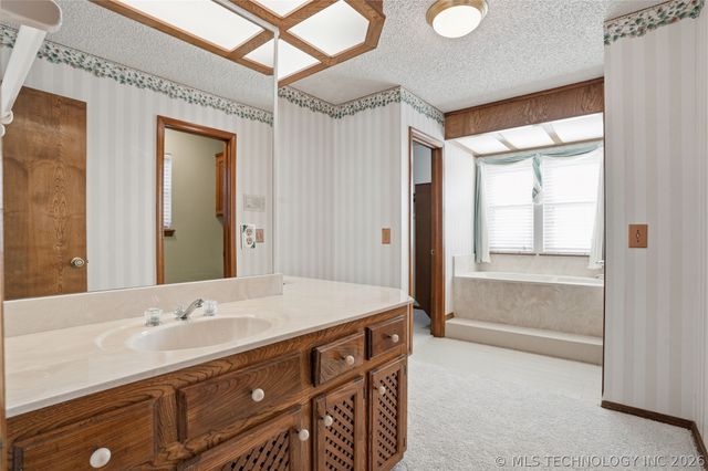 521 Pioneer Road, Sapulpa, OK 74066