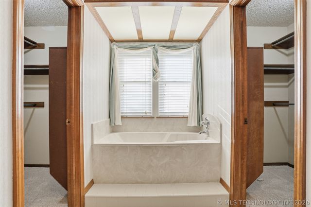 521 Pioneer Road, Sapulpa, OK 74066