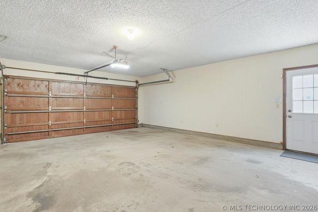 521 Pioneer Road, Sapulpa, OK 74066