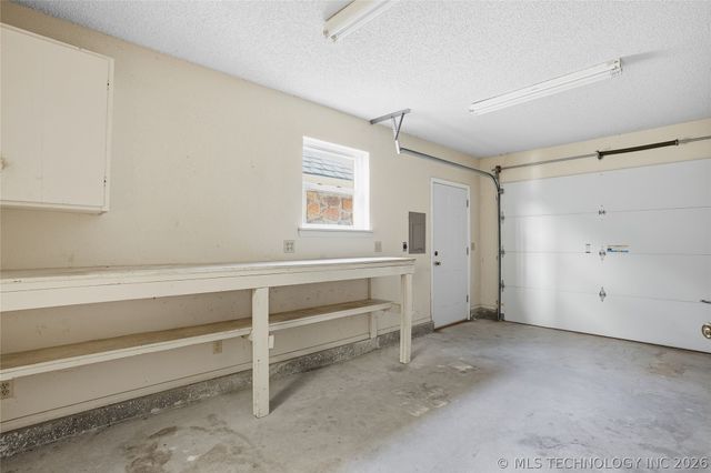 521 Pioneer Road, Sapulpa, OK 74066