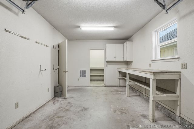 521 Pioneer Road, Sapulpa, OK 74066