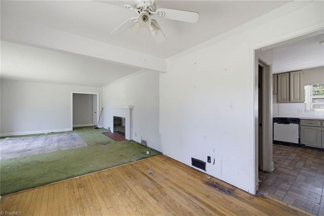 5203 High Point Road, Greensboro, NC 27407