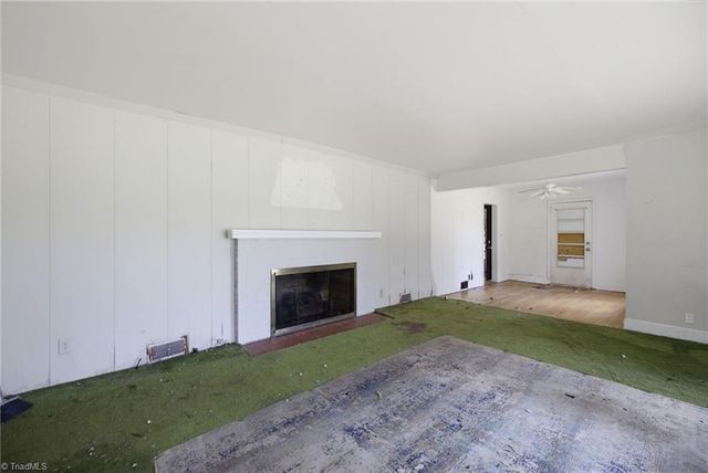 5203 High Point Road, Greensboro, NC 27407