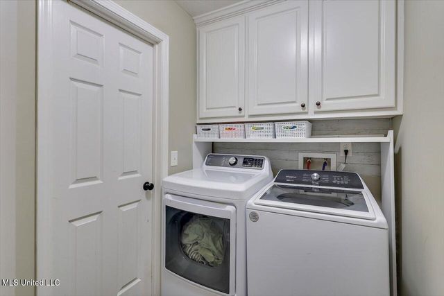 801 Ascham Court, Pearl, MS 39208