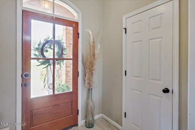 801 Ascham Court, Pearl, MS 39208
