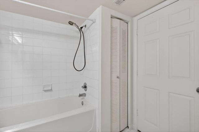 3643 NW Mediterranean Lane 103, Jensen Beach, FL 34957