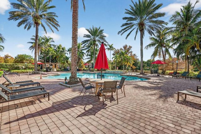 3643 NW Mediterranean Lane 103, Jensen Beach, FL 34957