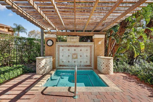 3643 NW Mediterranean Lane 103, Jensen Beach, FL 34957