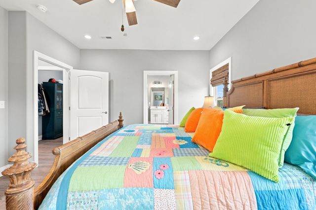 104 Marblehead Dr., Little River, SC 29566