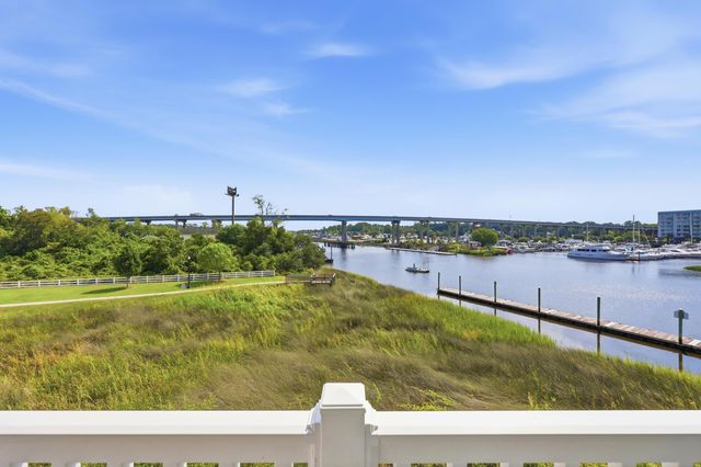 104 Marblehead Dr., Little River, SC 29566