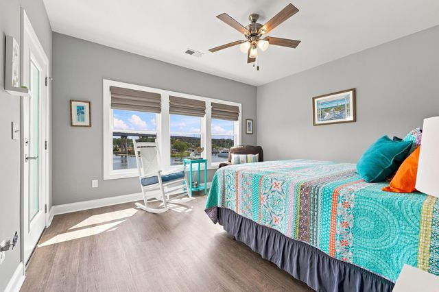 104 Marblehead Dr., Little River, SC 29566