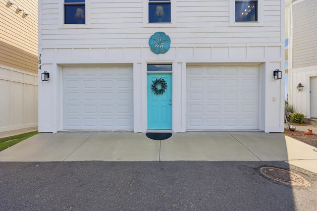 104 Marblehead Dr., Little River, SC 29566