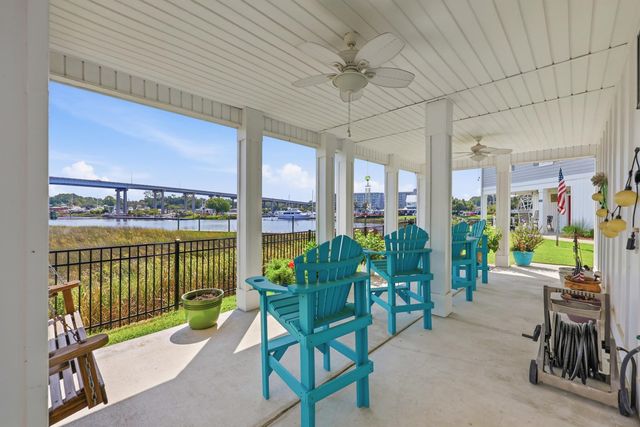 104 Marblehead Dr., Little River, SC 29566