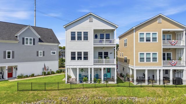 104 Marblehead Dr., Little River, SC 29566