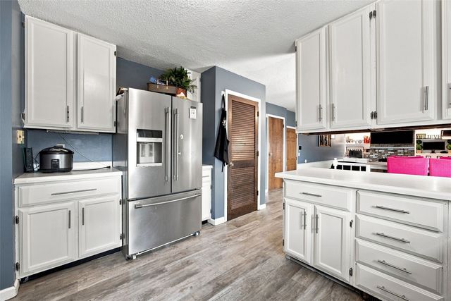 6921 Larkwood Drive NE, Cedar Rapids, IA 52402