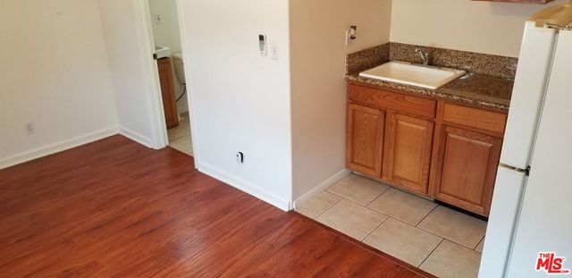 1816 S La Brea Avenue, Los Angeles, CA 90019