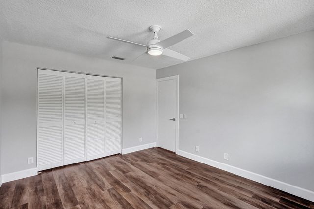 9821 NW 5th Place, Plantation, FL 33324