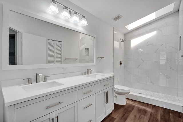 9821 NW 5th Place, Plantation, FL 33324