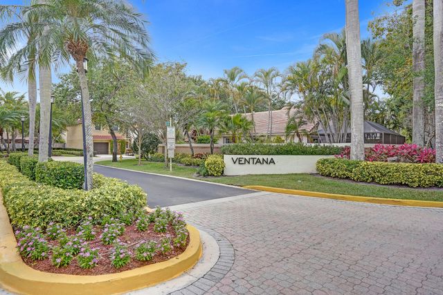 9821 NW 5th Place, Plantation, FL 33324